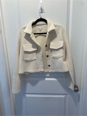 True Craft Cream Sherpa Cropped Jacket Button Front Size L Cozy Fall Winter